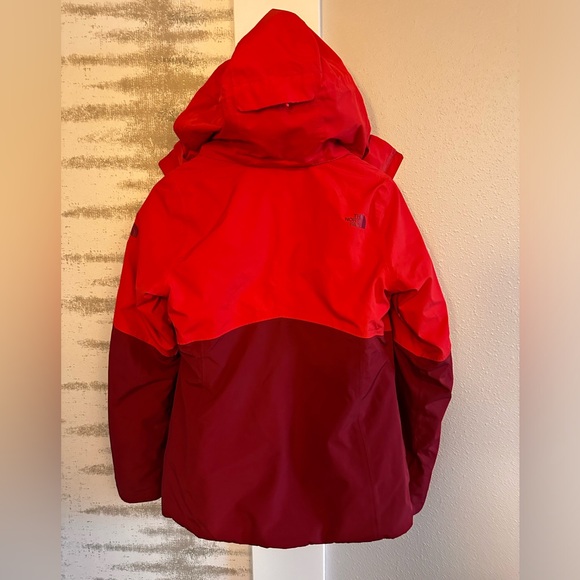 The North Face Women’s Garner Triclimate® Jacket - Picture 3 of 5